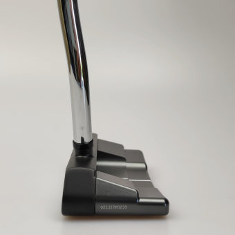 Odyssey Tri-Hot 5K Triple Wide Putter für Herren, Rechtshand, gebraucht, mit Std. Schaft (Odyssey Stroke Lab Bi-Matrix 3GEN, red-steel), 34 Inch, mit Std. Gewichten (25.0g), mit Std. Griff (Odyssey Tri-Hot 5K Pistol, black-white), inkl. Headcover