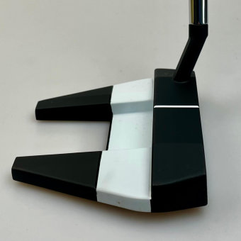 Odyssey White Hot Versa Seven S Putter für Herren, Rechtshand, mit Odyssey Stroke Lab 3GEN Red 70 Class Schaft in 35 Inch, mit Odyssey Pistol, black-red Griff in Std. Stärke